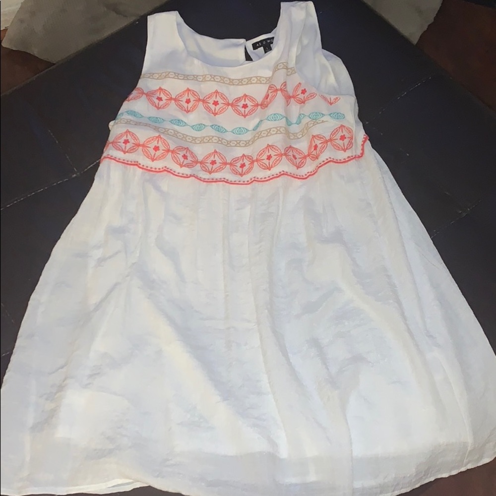 Women’s dress
